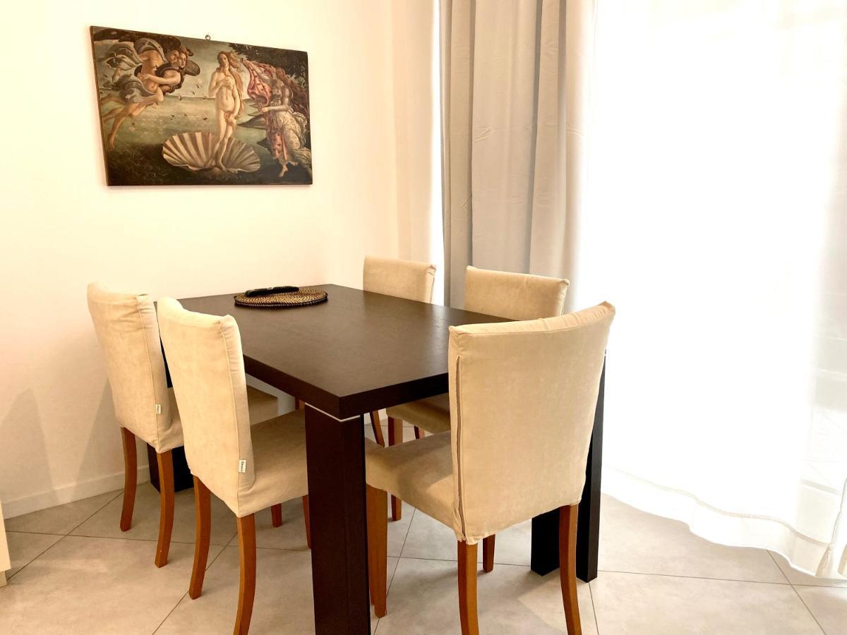 Crespi In Fiera Appartement Bologna Buitenkant foto