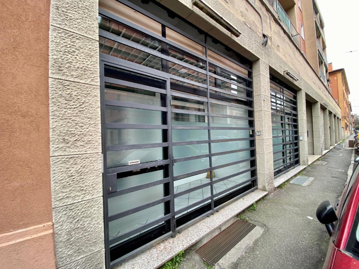 Crespi In Fiera Appartement Bologna Buitenkant foto